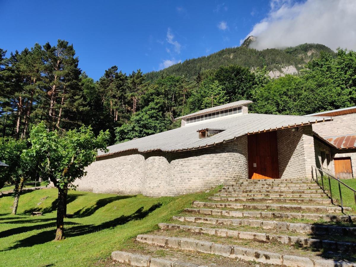 Apartament "Leo Pixel" Avairent Canfranc Estacion Zewnętrze zdjęcie
