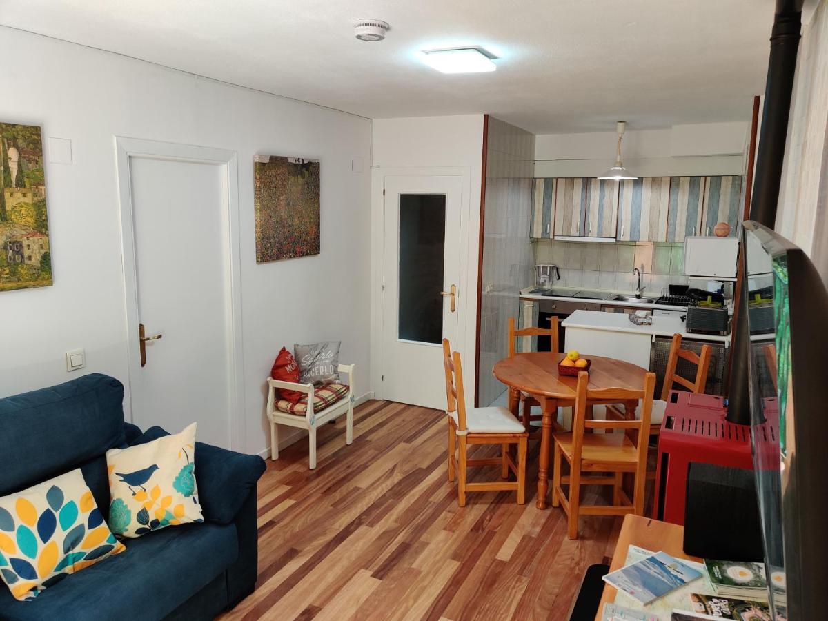Apartament "Leo Pixel" Avairent Canfranc Estacion Zewnętrze zdjęcie