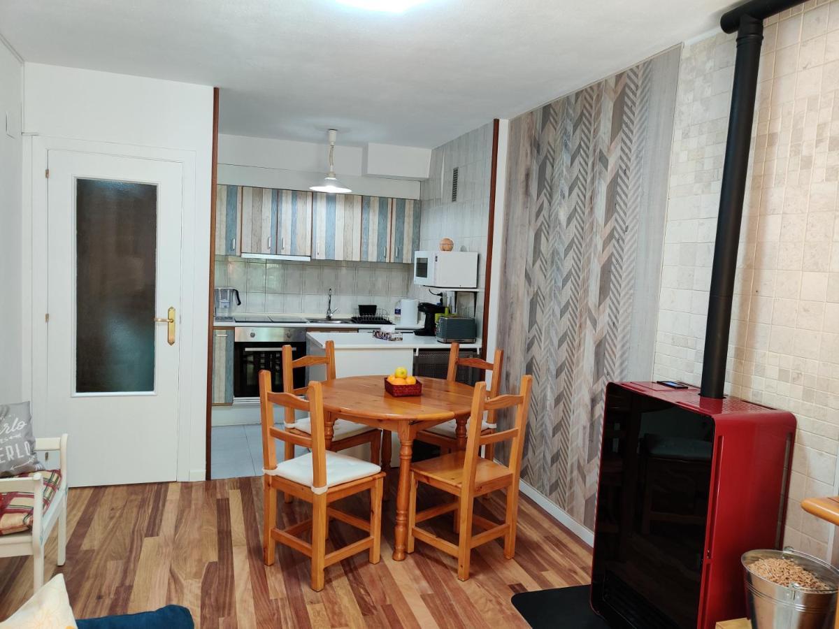 Apartament "Leo Pixel" Avairent Canfranc Estacion Zewnętrze zdjęcie