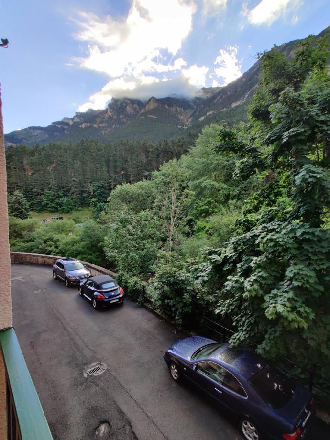 Apartament "Leo Pixel" Avairent Canfranc Estacion Zewnętrze zdjęcie